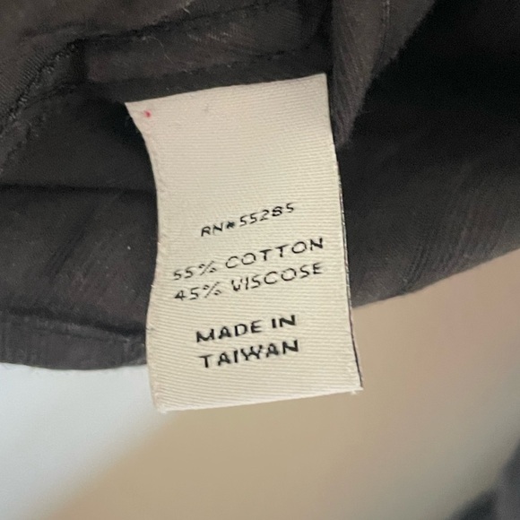 Express Design Studio Dark Grey Horizontal Stripe w Pink  Pop of Colour - Picture 7 of 7